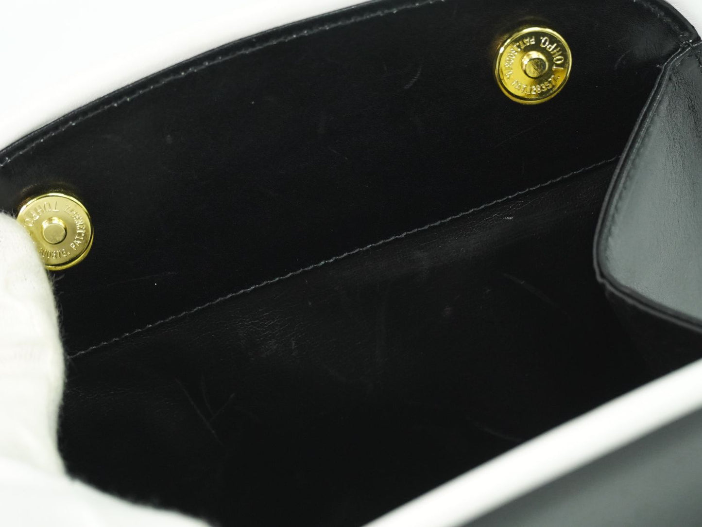 Salvatore Ferragamo ショルダーバッグ ブラック ホワイト