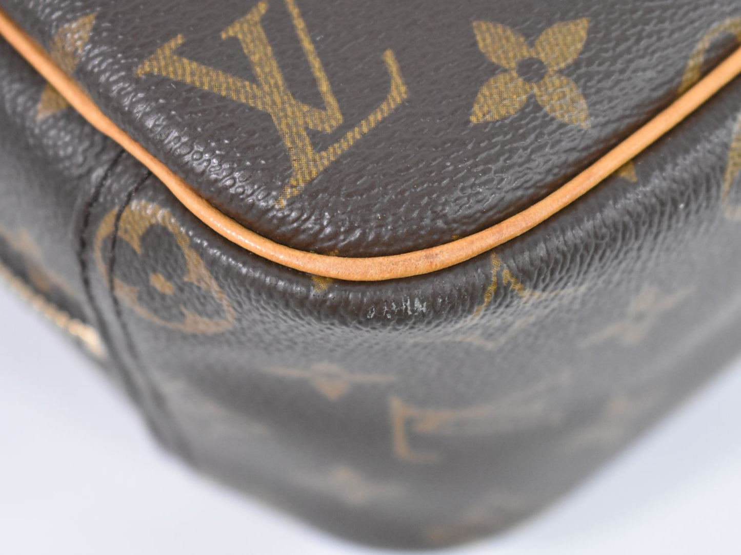 LOUIS VUITTON トゥルーヴィル モノグラム ハンドバッグ M42228