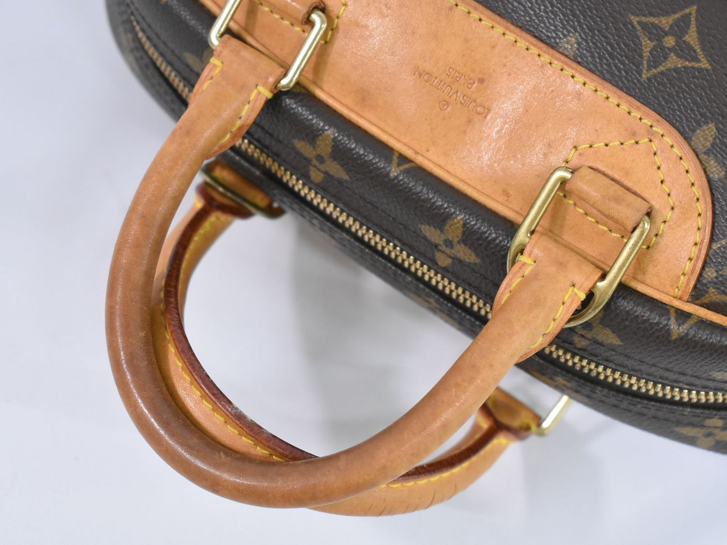 LOUIS VUITTON トゥルーヴィル モノグラム ハンドバッグ M42228
