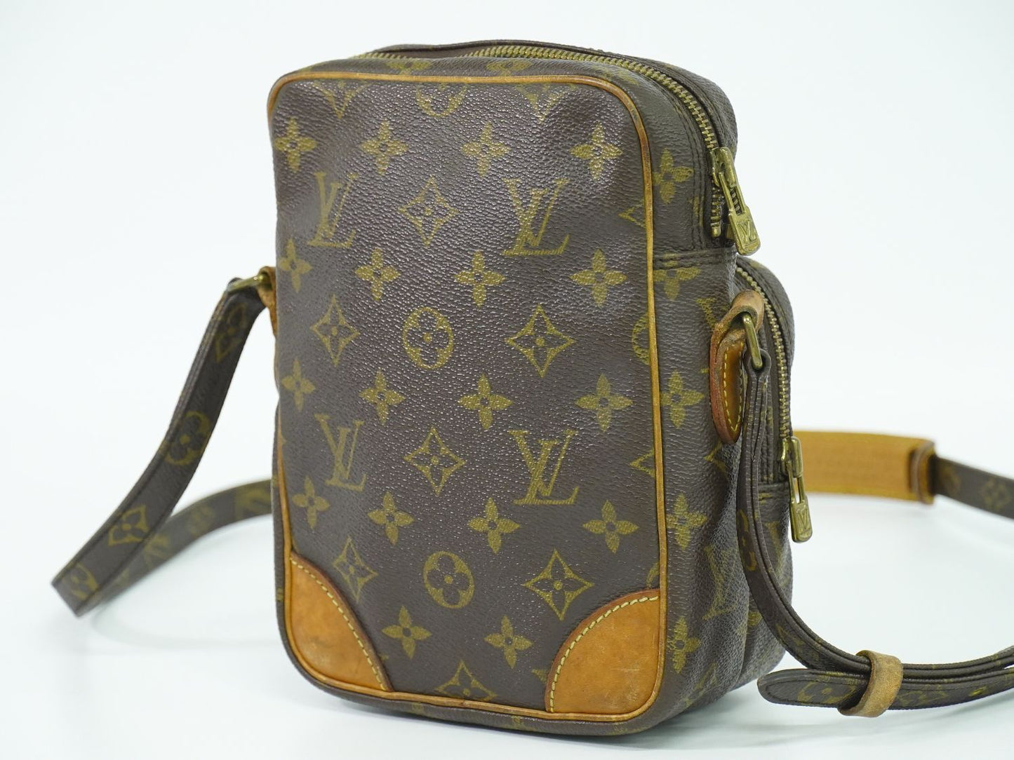 LOUIS VUITTON アマゾン モノグラム ショルダーバッグ M45236