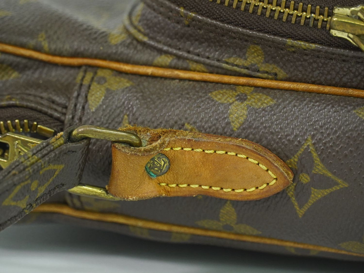 LOUIS VUITTON アマゾン モノグラム ショルダーバッグ M45236