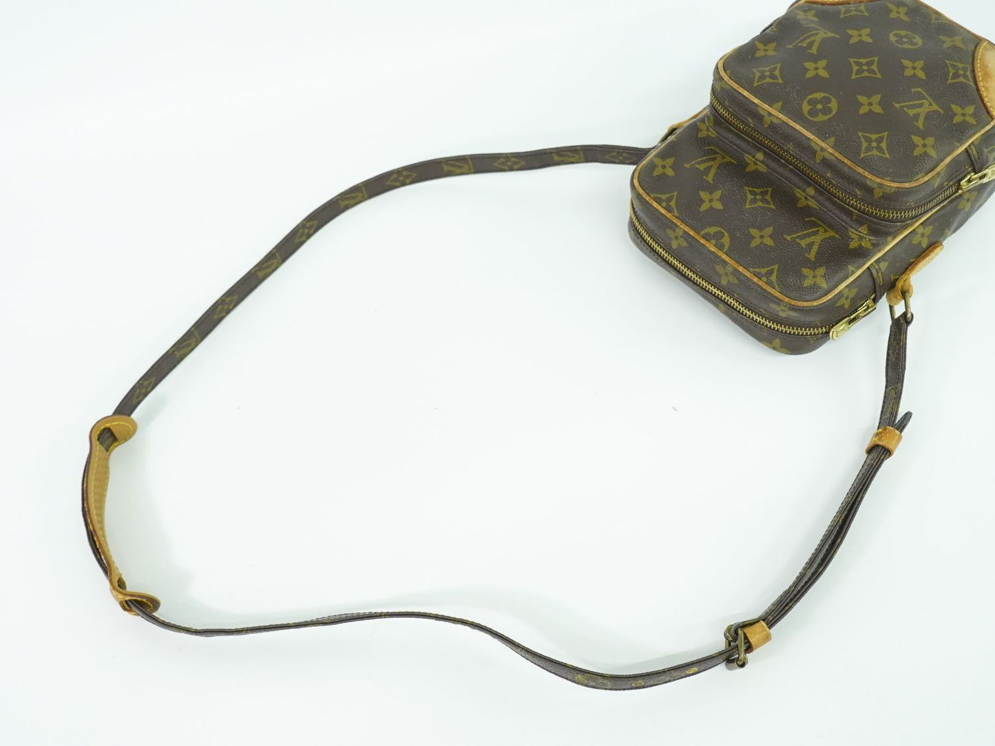 LOUIS VUITTON アマゾン モノグラム ショルダーバッグ M45236