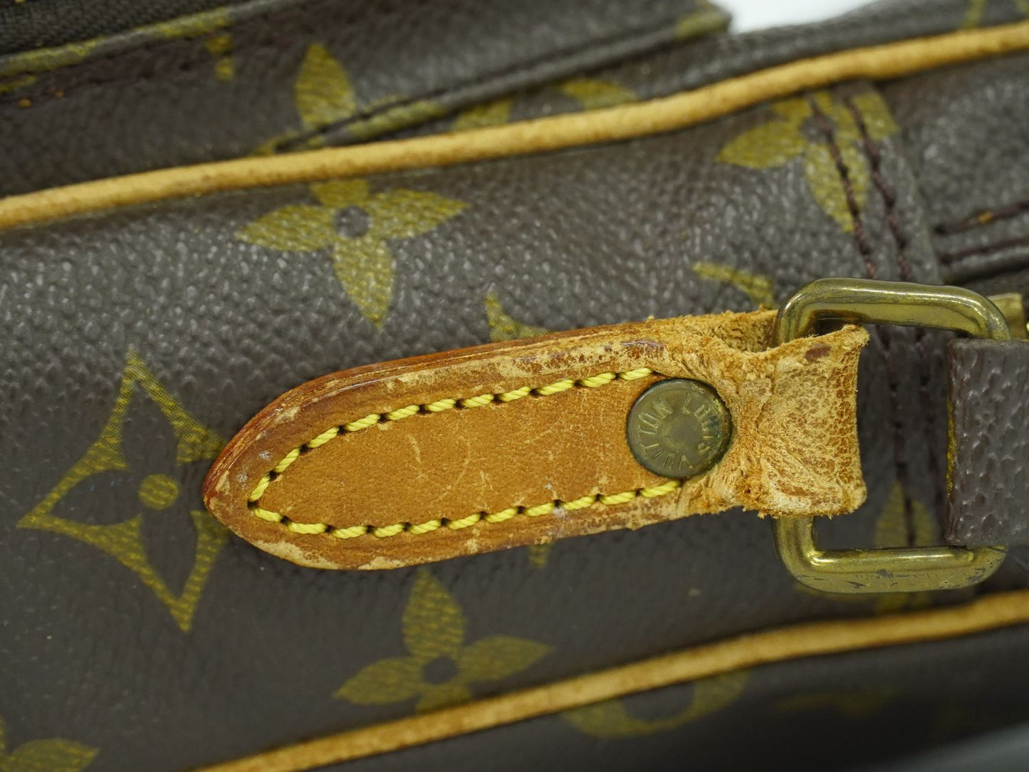 LOUIS VUITTON アマゾン モノグラム ショルダーバッグ M45236