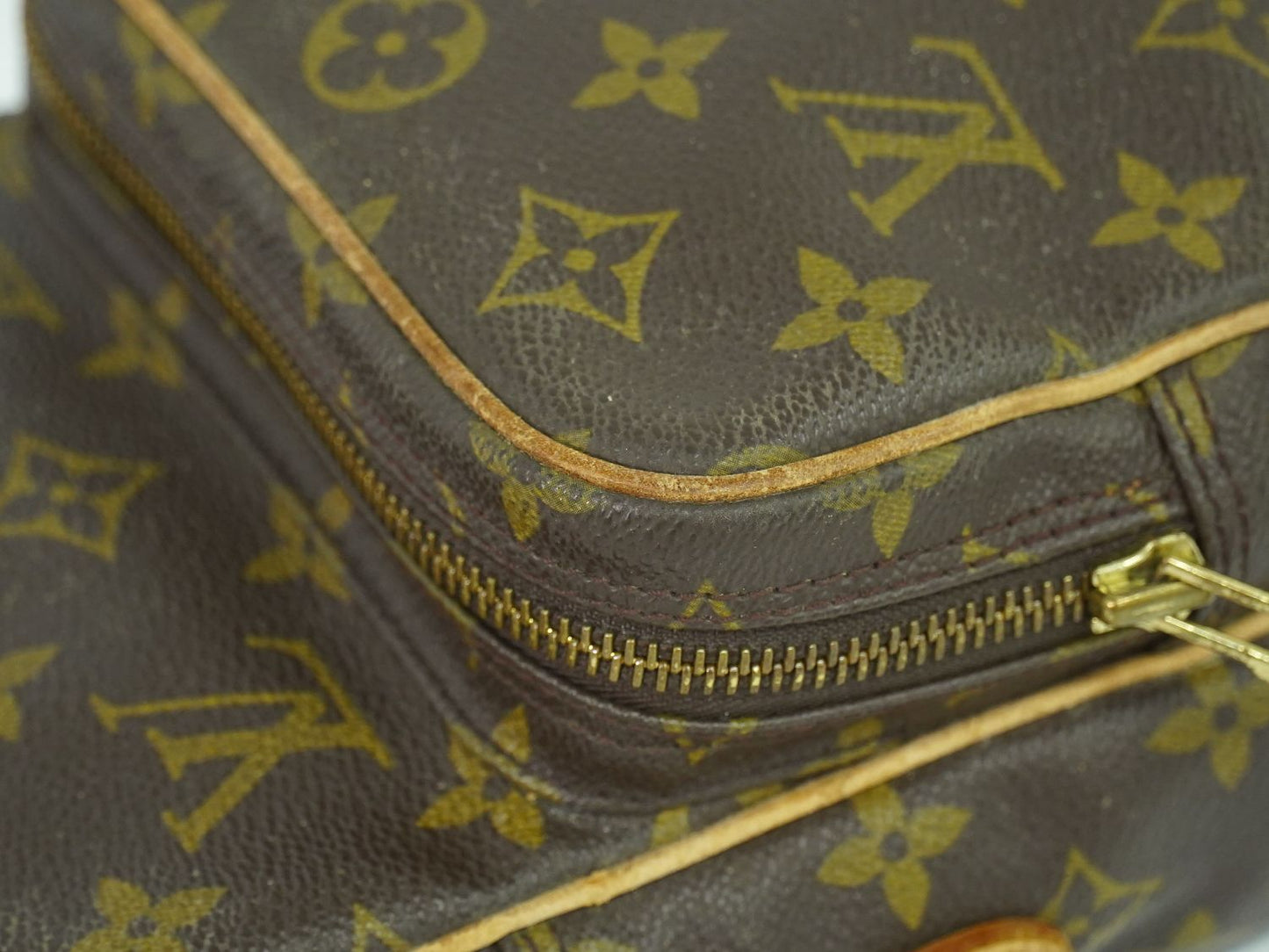 LOUIS VUITTON アマゾン モノグラム ショルダーバッグ M45236