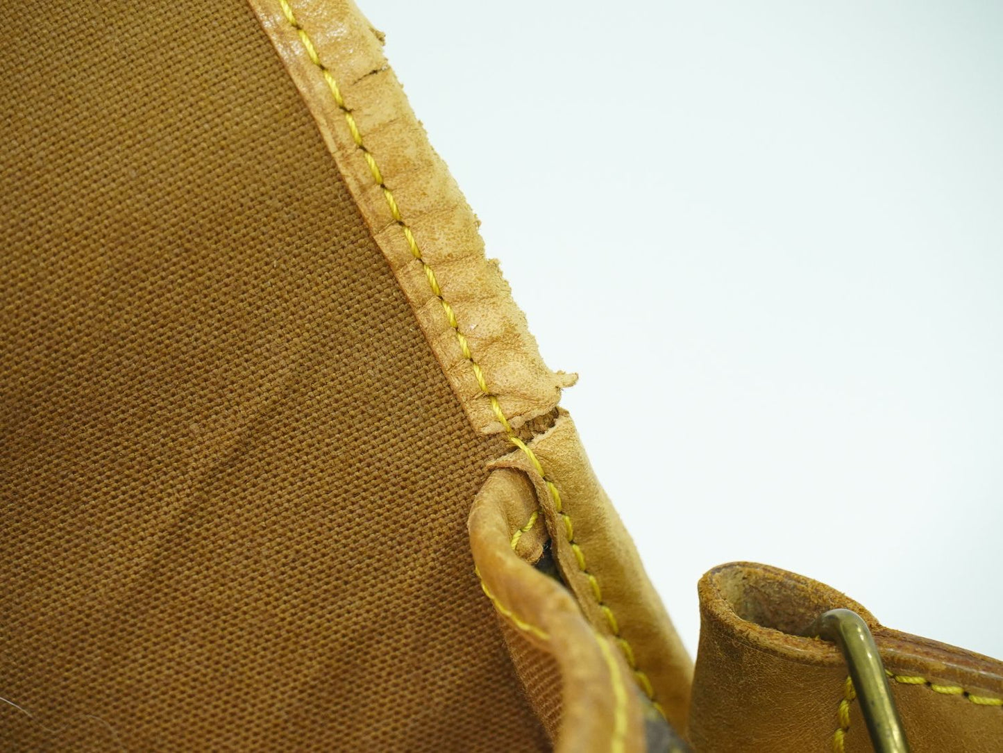 LOUIS VUITTON ジベシエール GM ショルダーバッグ M42249