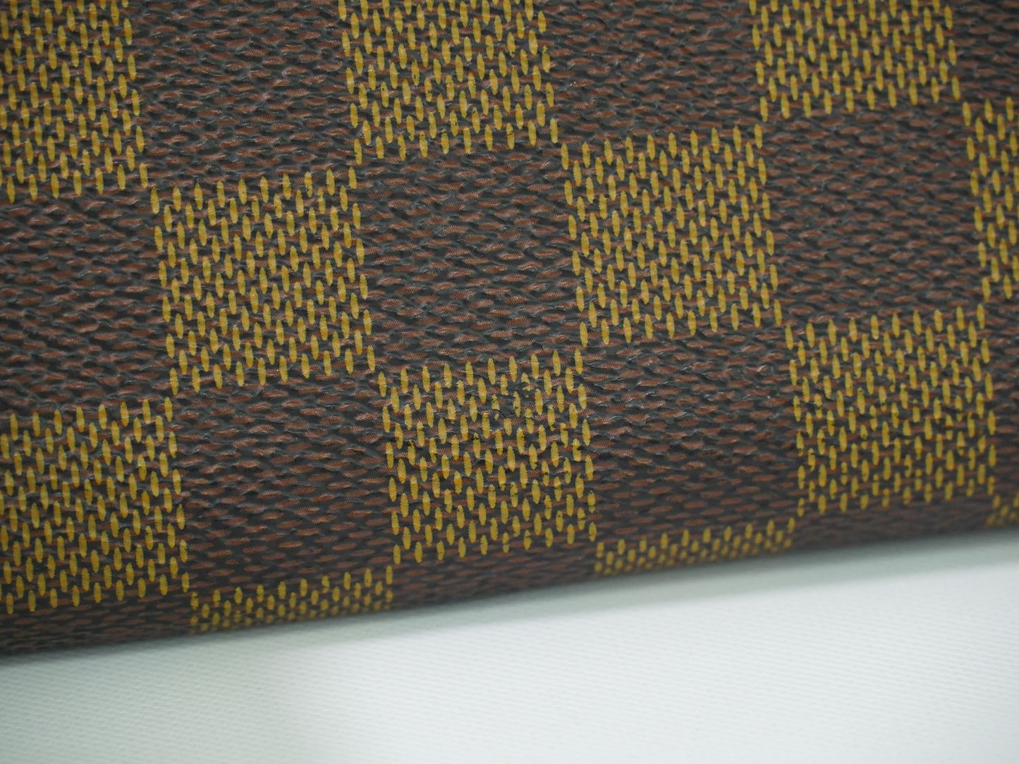 LOUIS VUITTON ジッピーウォレット ダミエ エベヌ 長財布 N60015