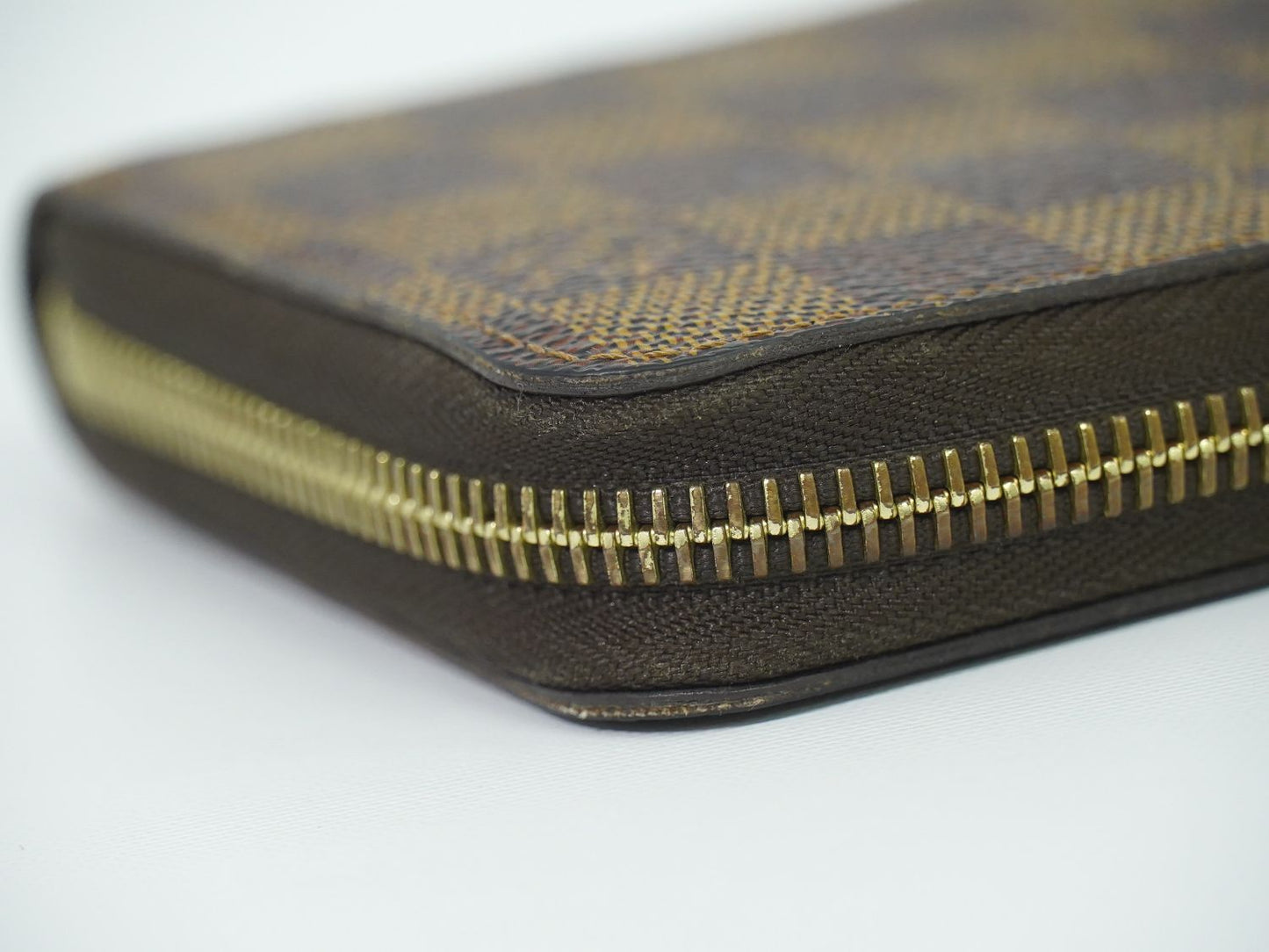 LOUIS VUITTON ジッピーウォレット ダミエ エベヌ 長財布 N60015