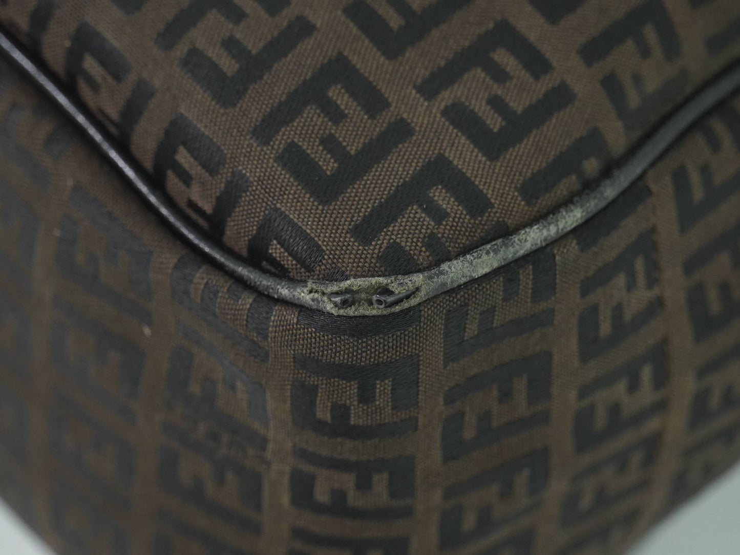 FENDI ズッキーノ ハンドバッグ ブラウン 16533