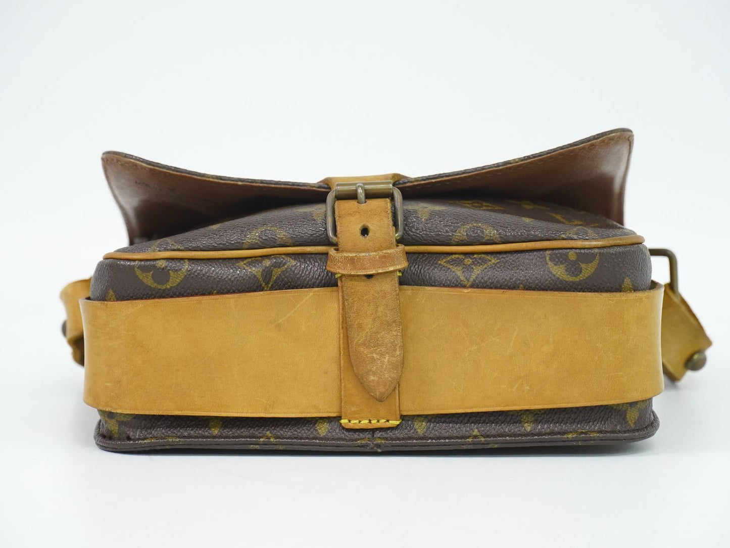 LOUIS VUITTON カルトシエール 22 MM モノグラム ショルダーバッグ M51253