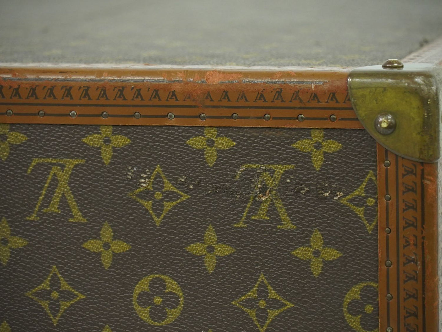 LOUIS VUITTON ビステン 50 モノグラム トランク M21328