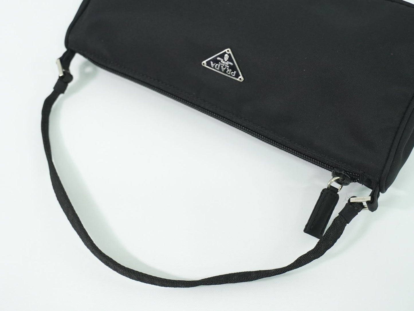 PRADA アクセサリーポーチ ブラック