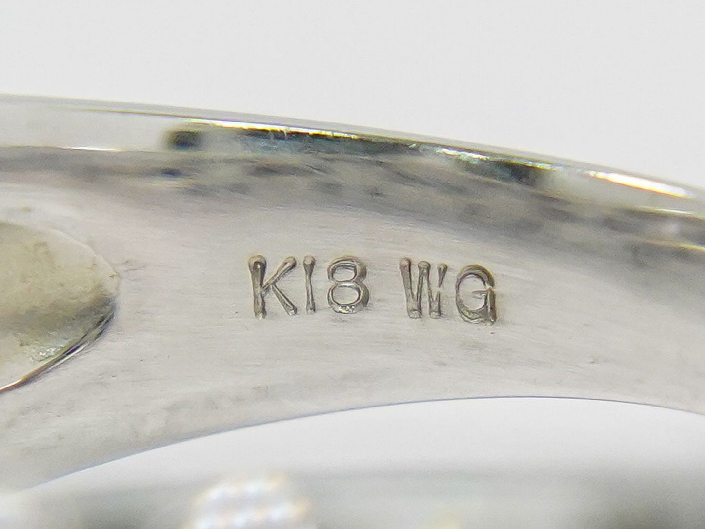 ブラックダイヤモンド ダイヤモンド 2.00ct K18 WG リング 13号 ブラック