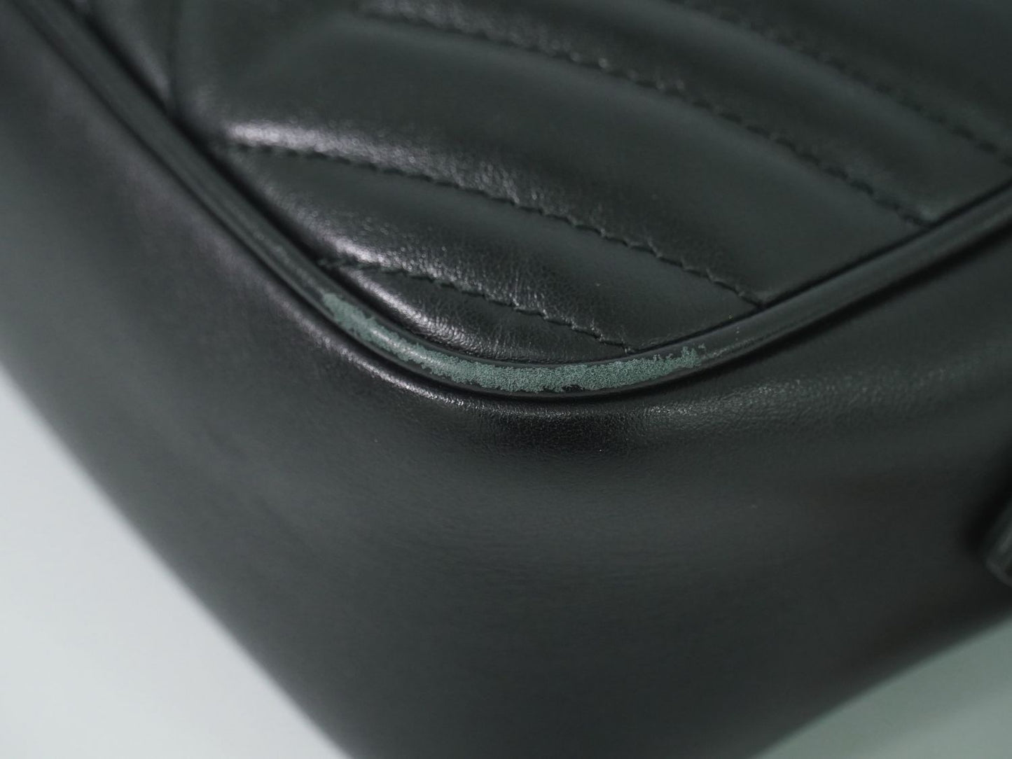 GUCCI GGマーモント ショルダーバッグ ブラック 447632