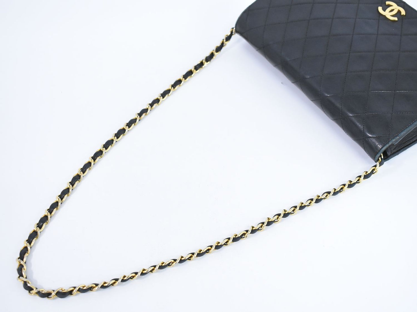 CHANEL ココマーク マトラッセ ショルダーバッグ ブラック