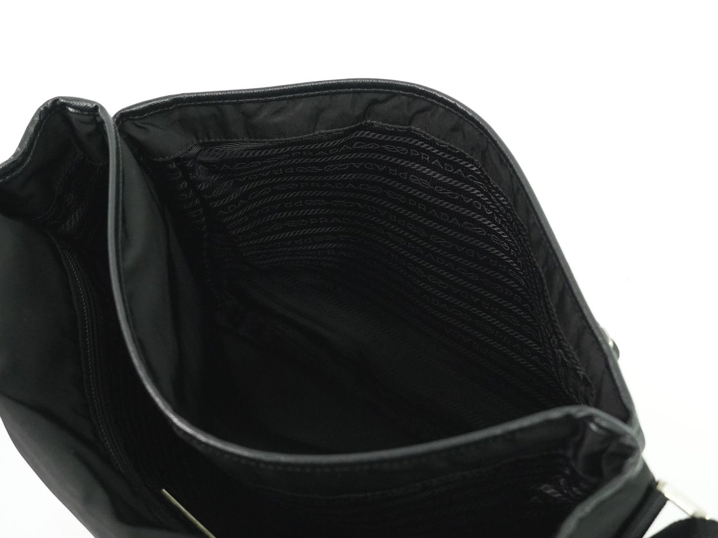 PRADA ショルダーバッグ ブラック