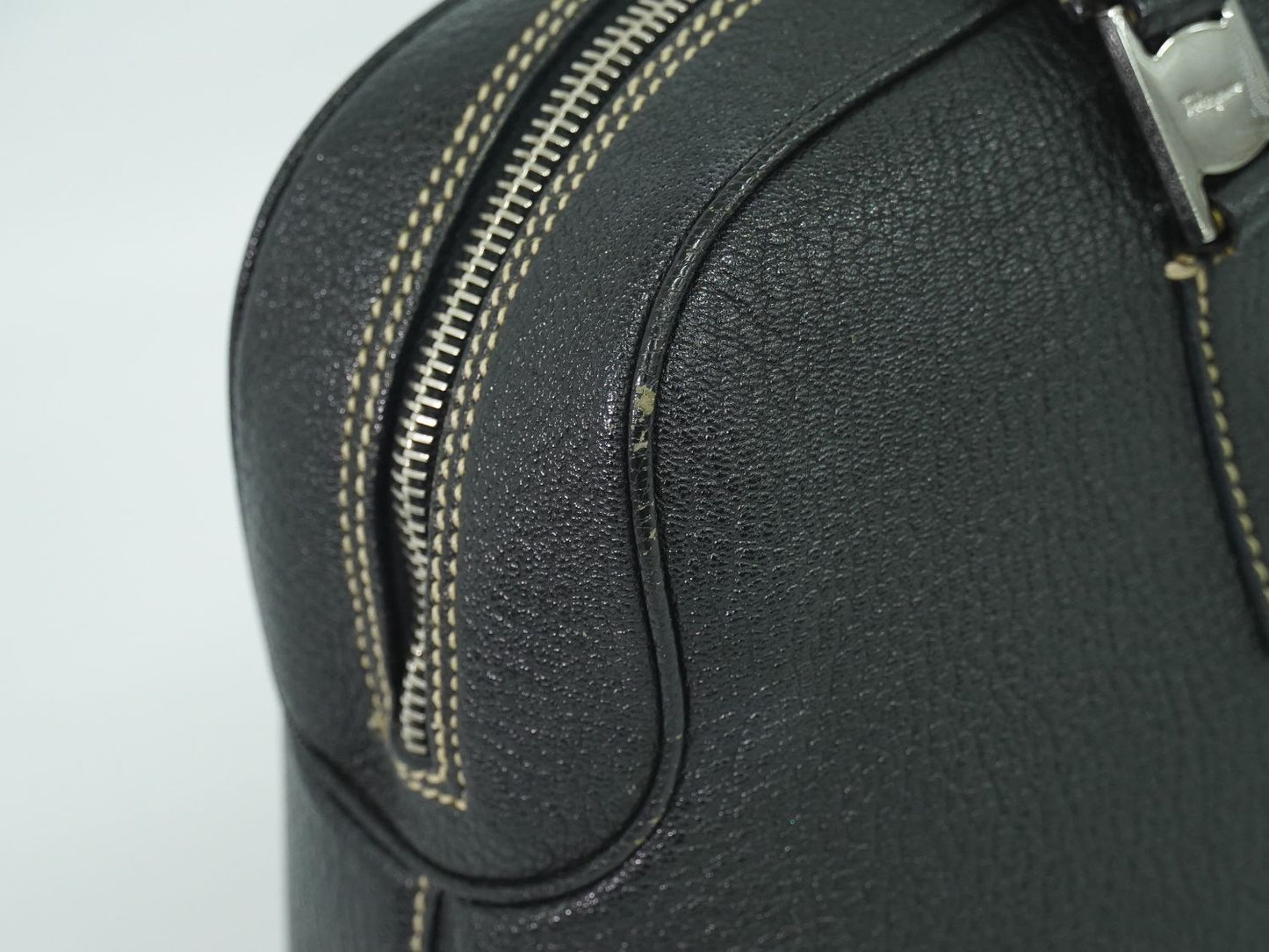 Salvatore Ferragamo ハンドバッグ ブラック