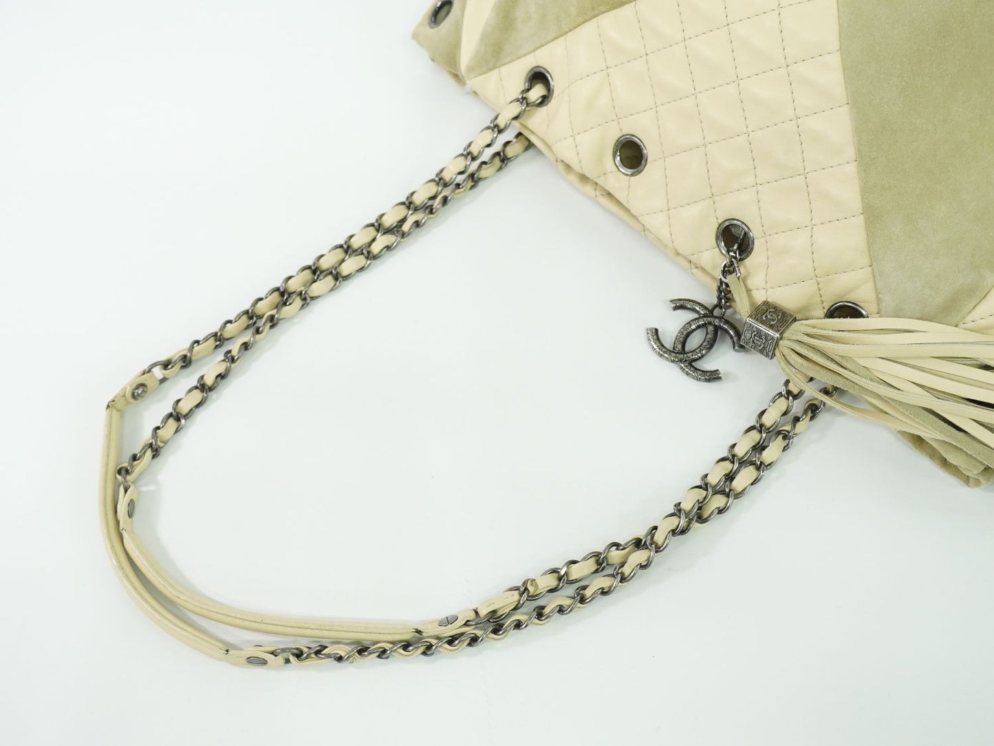CHANEL ココマーク マトラッセ ショルダーバッグ ベージュ