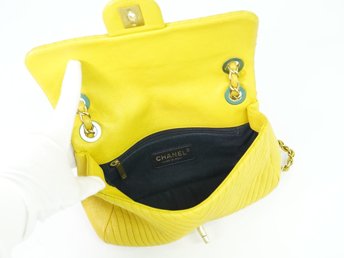 CHANEL ココマーク ショルダーバッグ イエロー