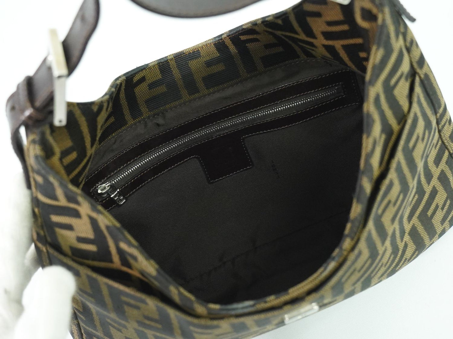 FENDI ズッカ ショルダーバッグ ブラウン 265695
