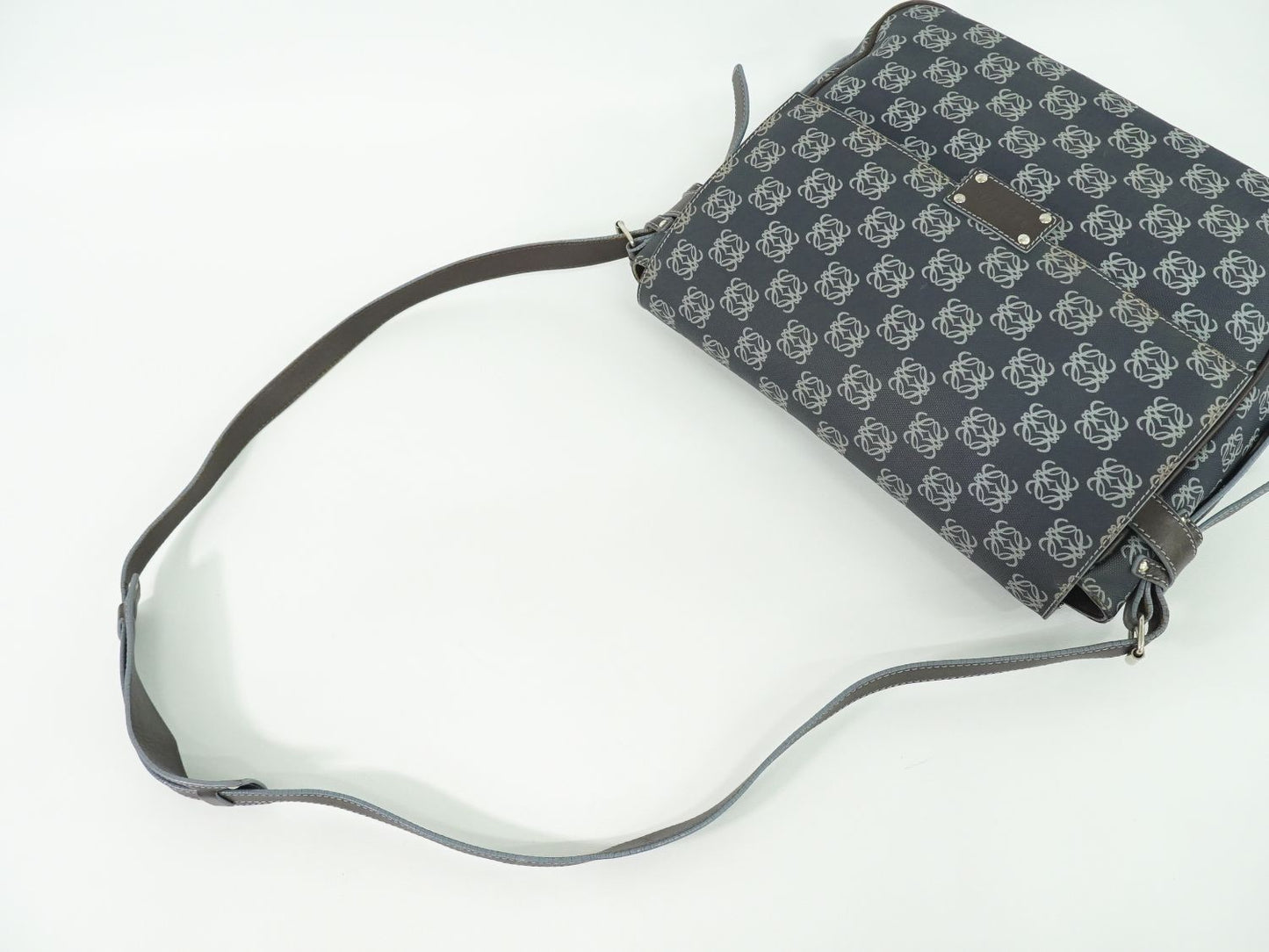 LOEWE アナグラム ショルダーバッグ ネイビー