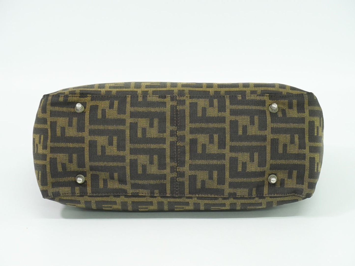 FENDI ズッカ ハンドバッグ ブラウン 26329