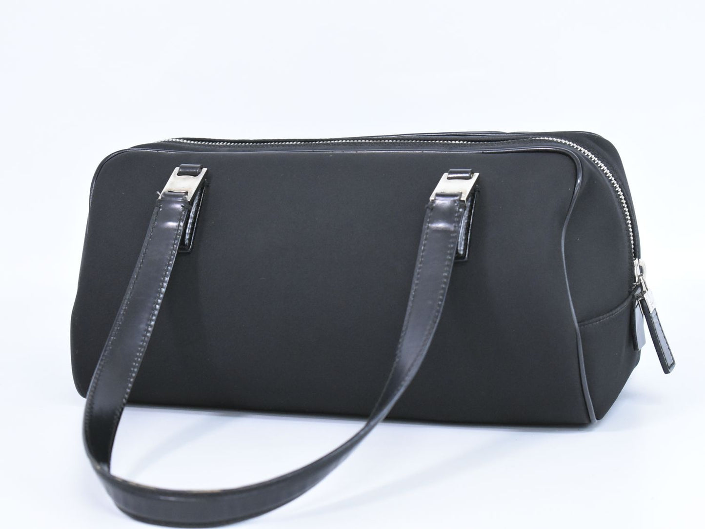 Salvatore Ferragamo ショルダーバッグ ブラック