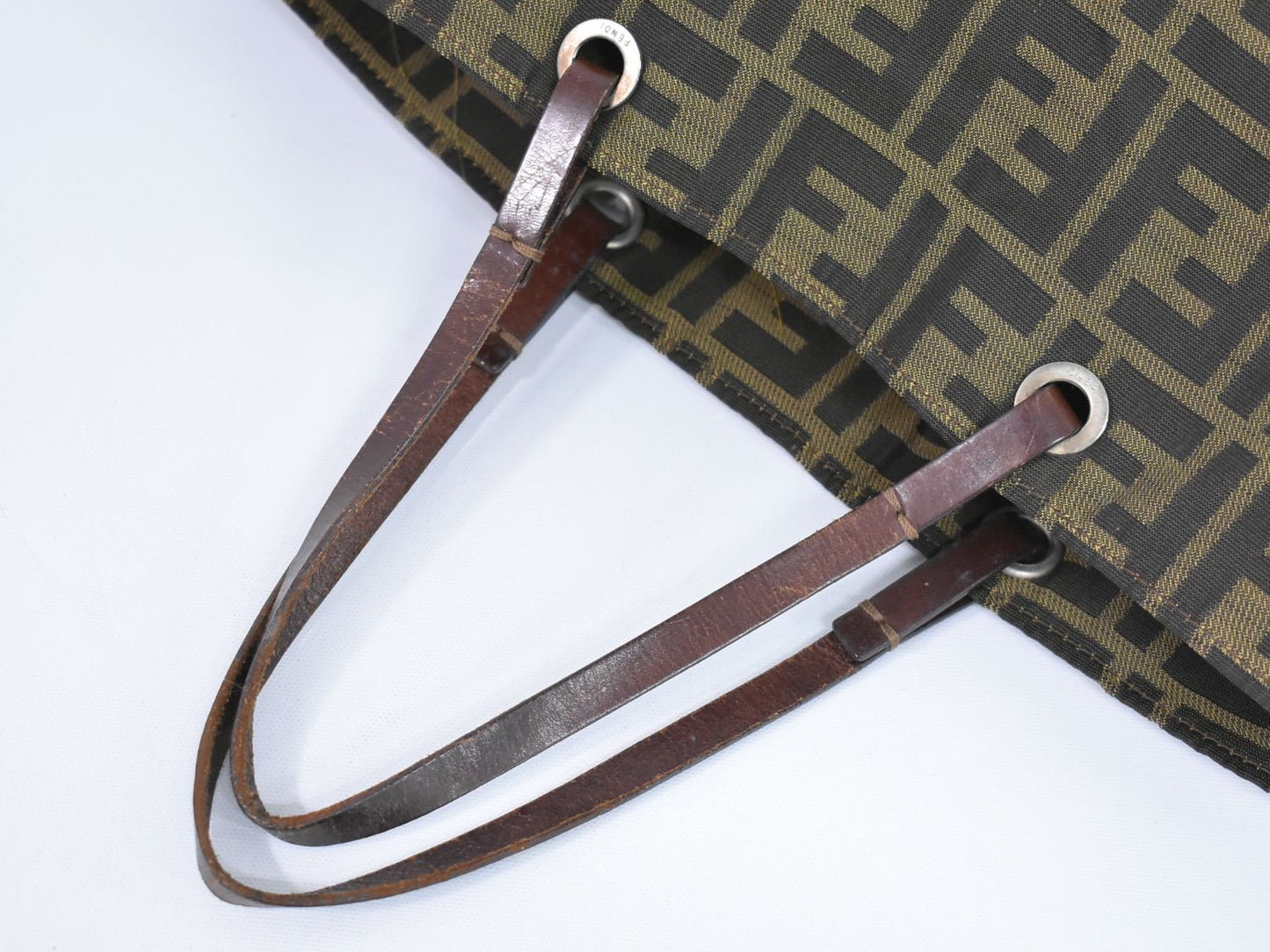 FENDI ズッカ トートバッグ ブラウン 26598