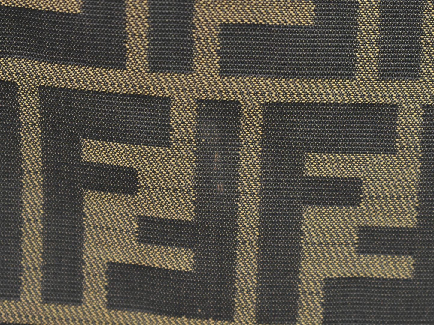 FENDI ズッカ トートバッグ ブラウン 26598