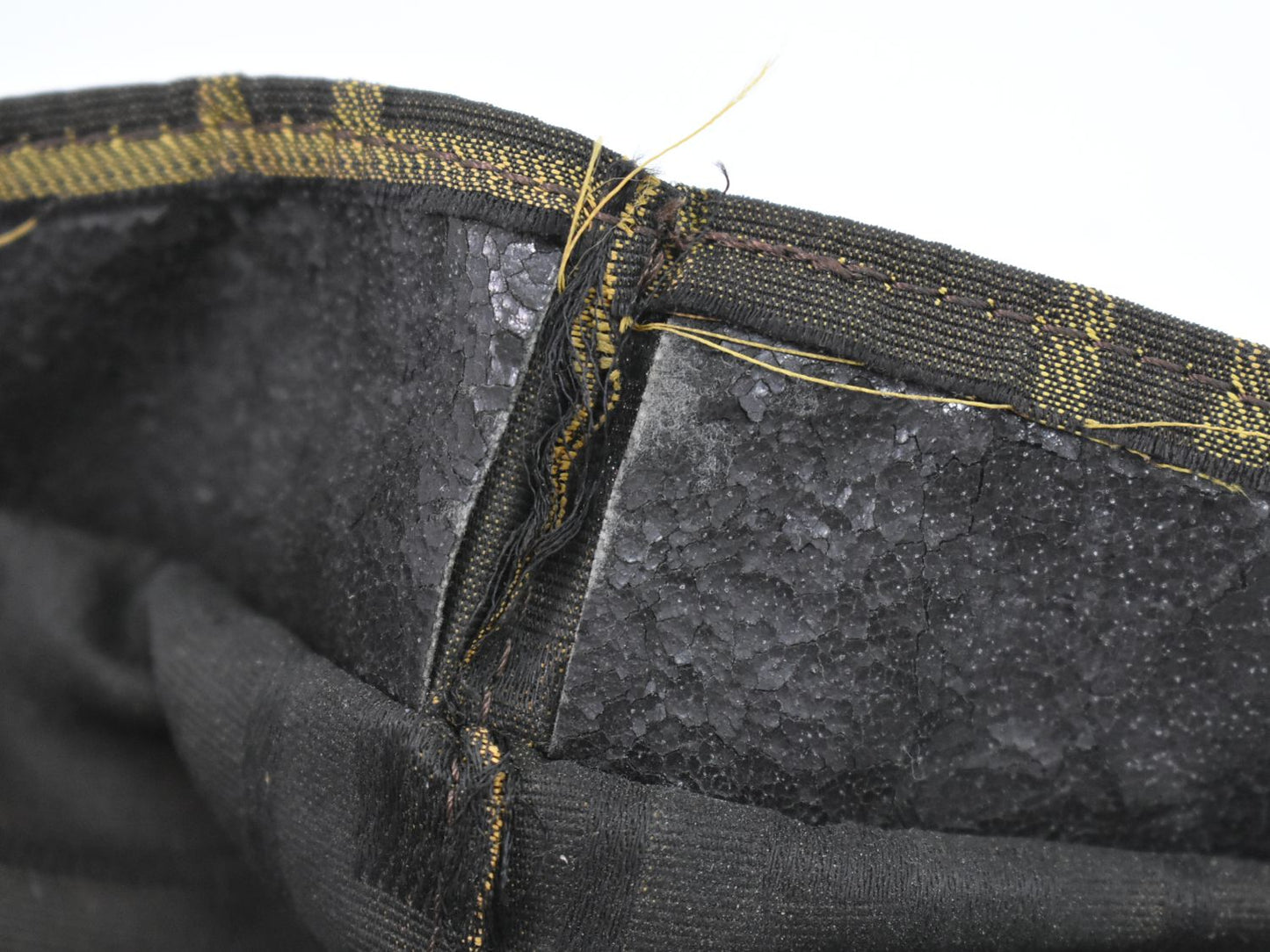 FENDI ズッカ トートバッグ ブラウン 26598
