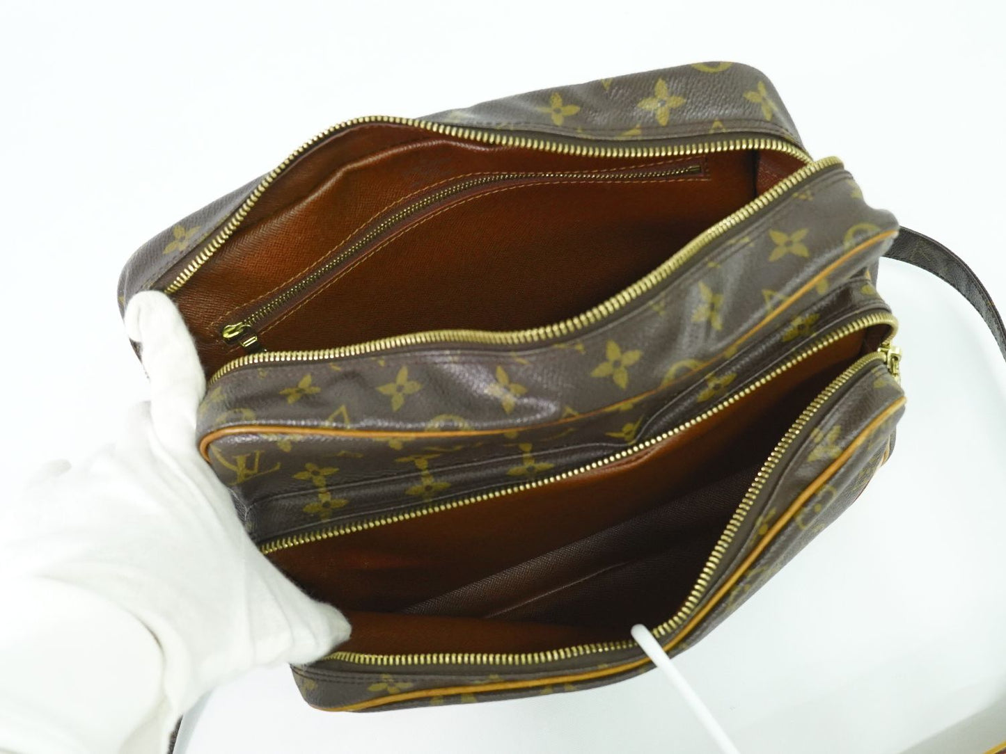 LOUIS VUITTON ナイル モノグラム ショルダーバッグ M45244