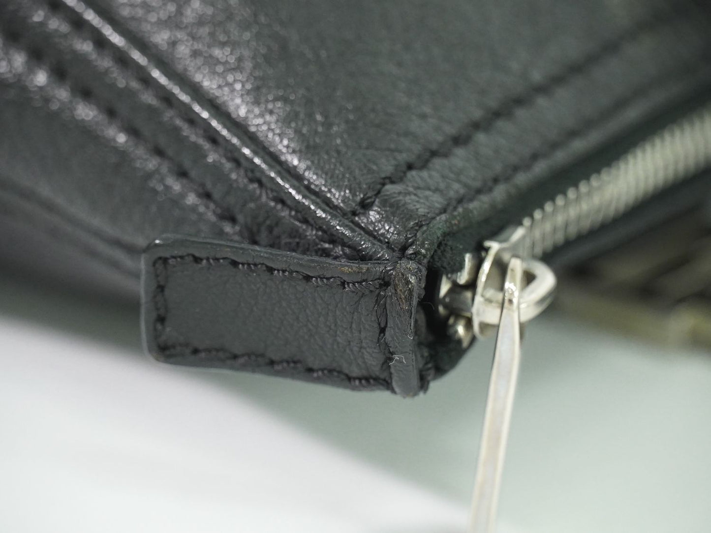 FENDI ハンドバッグ ブラック 8BH134