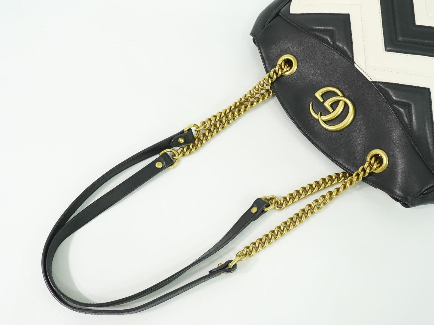 GUCCI GGマーモント ショルダーバッグ ブラック ホワイト 443501