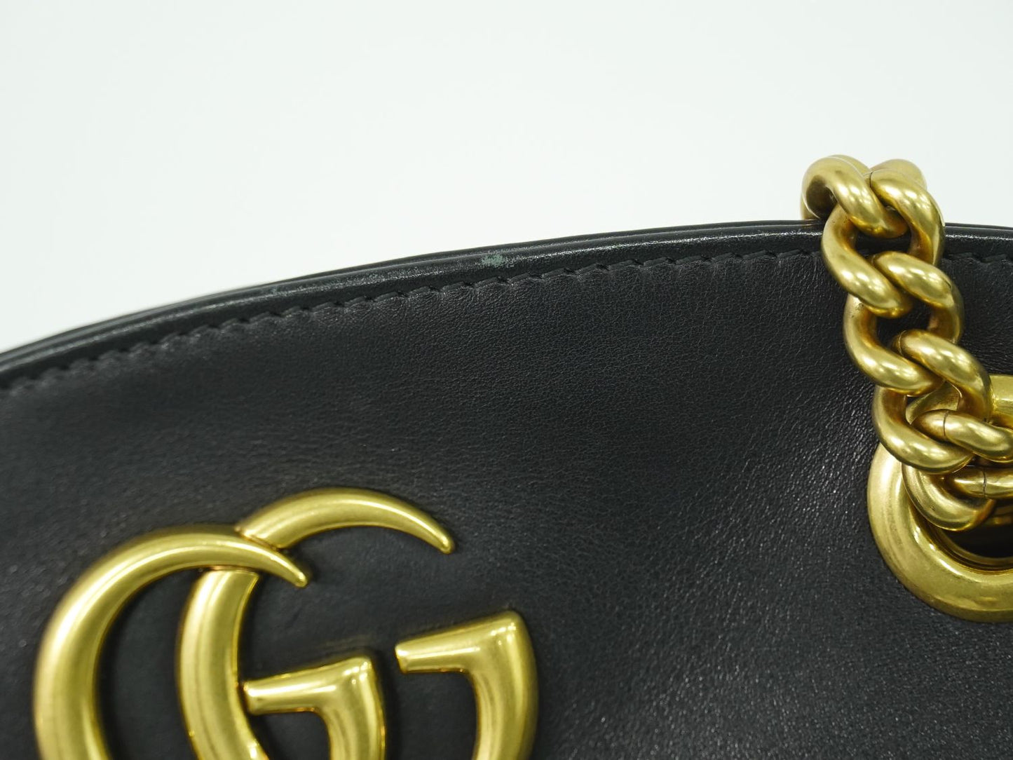 GUCCI GGマーモント ショルダーバッグ ブラック ホワイト 443501