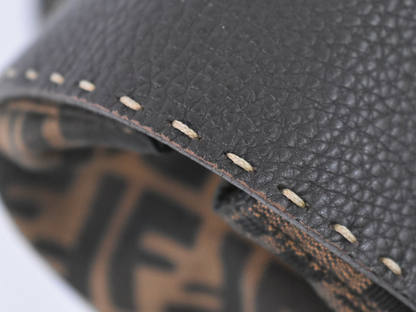 FENDI セレリア ズッカ トートバッグ ブラウン 8BR449