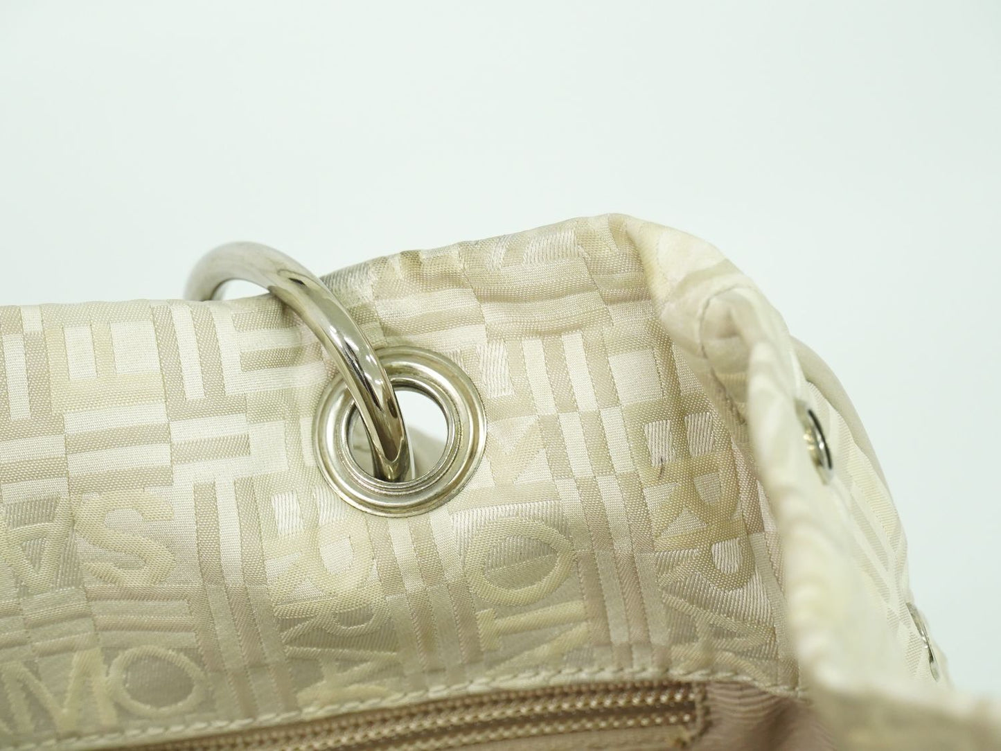 Salvatore Ferragamo ショルダーバッグ ベージュ