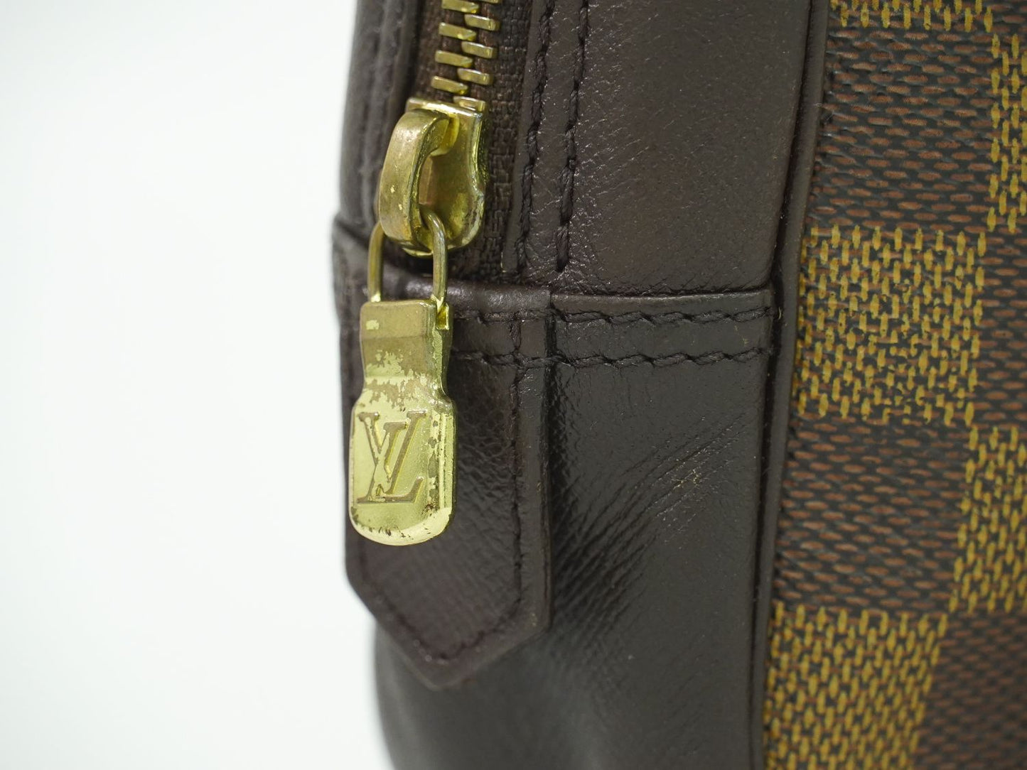 LOUIS VUITTON トゥルーストワレット ダミエ エベヌ ポーチ N47623