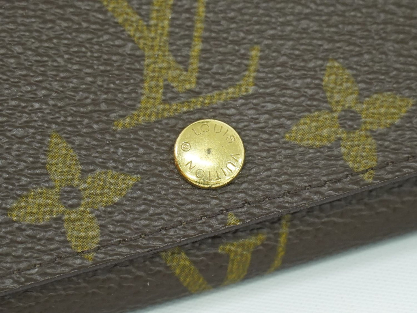 LOUIS VUITTON ミュルティクレ 4 モノグラム キーケース 4連 M69517