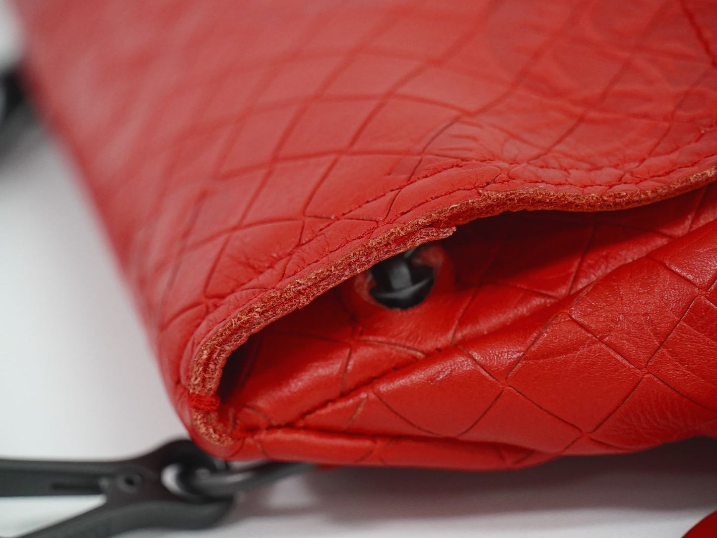 BOTTEGA VENETA バタフライ柄 ショルダーバッグ レッド