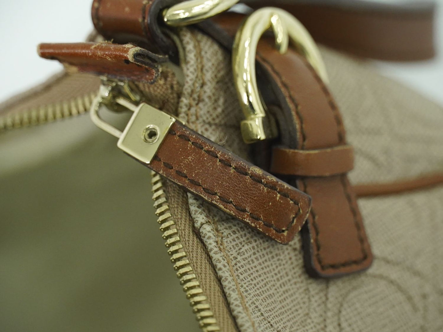Salvatore Ferragamo アクセサリーポーチ ピンクベージュ