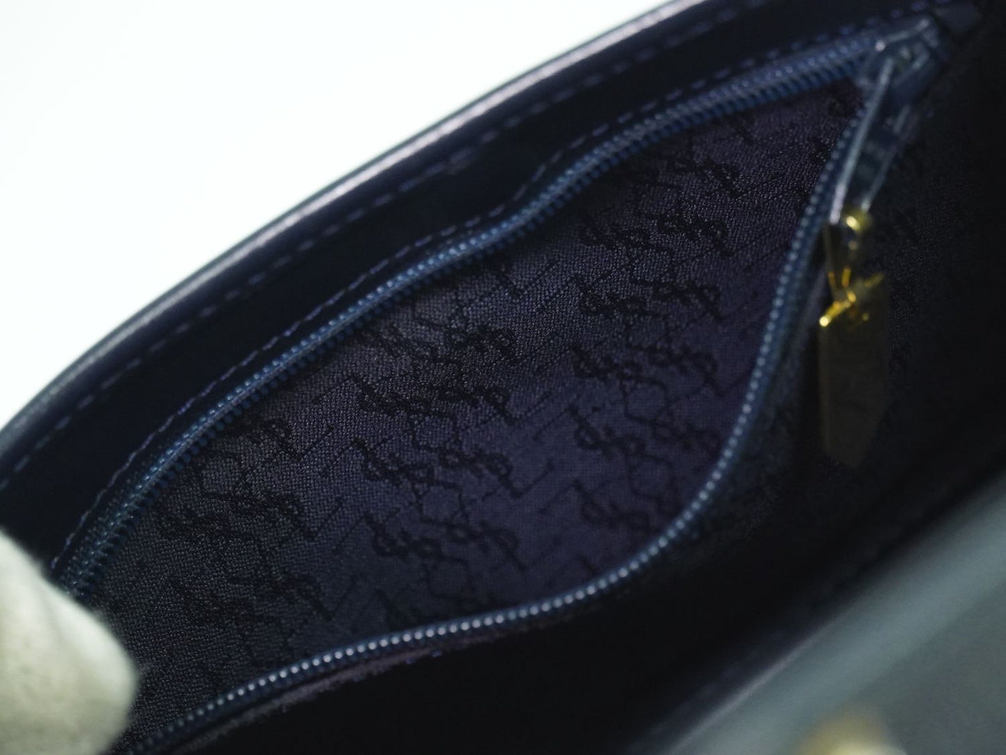 YVES SAINT LAURENT ショルダーバッグ ネイビー