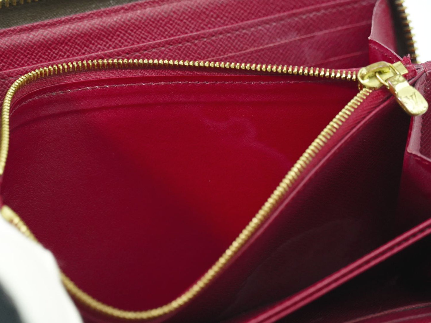 LOUIS VUITTON 新型 ジッピーウォレット モノグラム 長財布 M41895