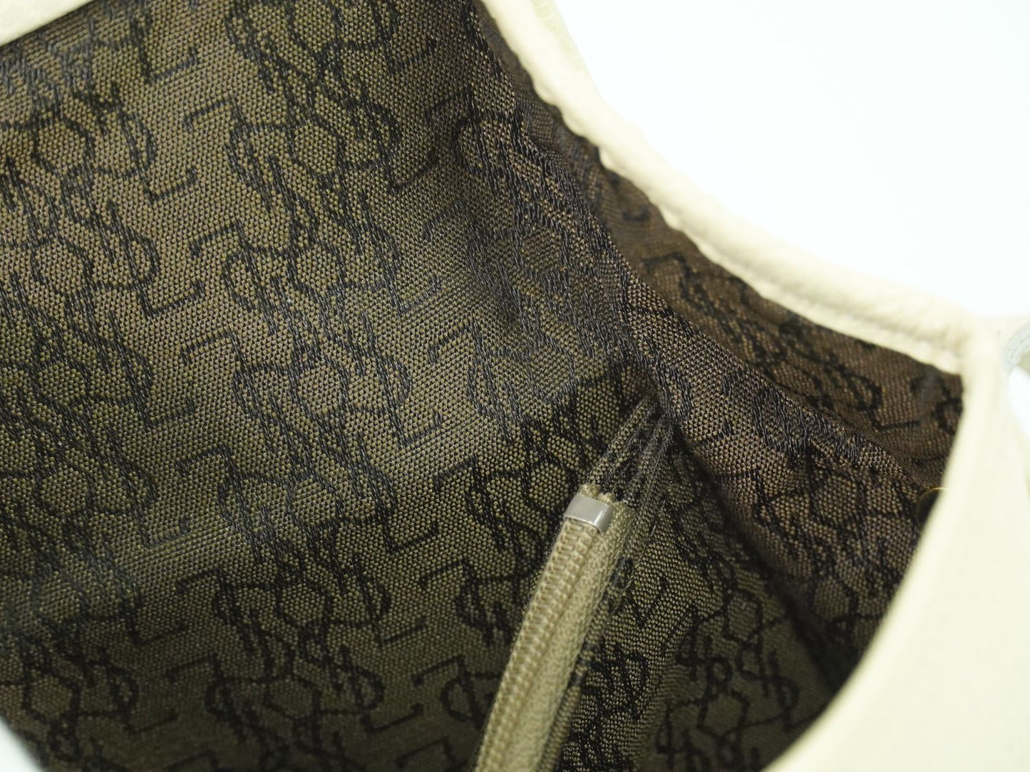 YVES SAINT LAURENT ショルダーバッグ クリーム
