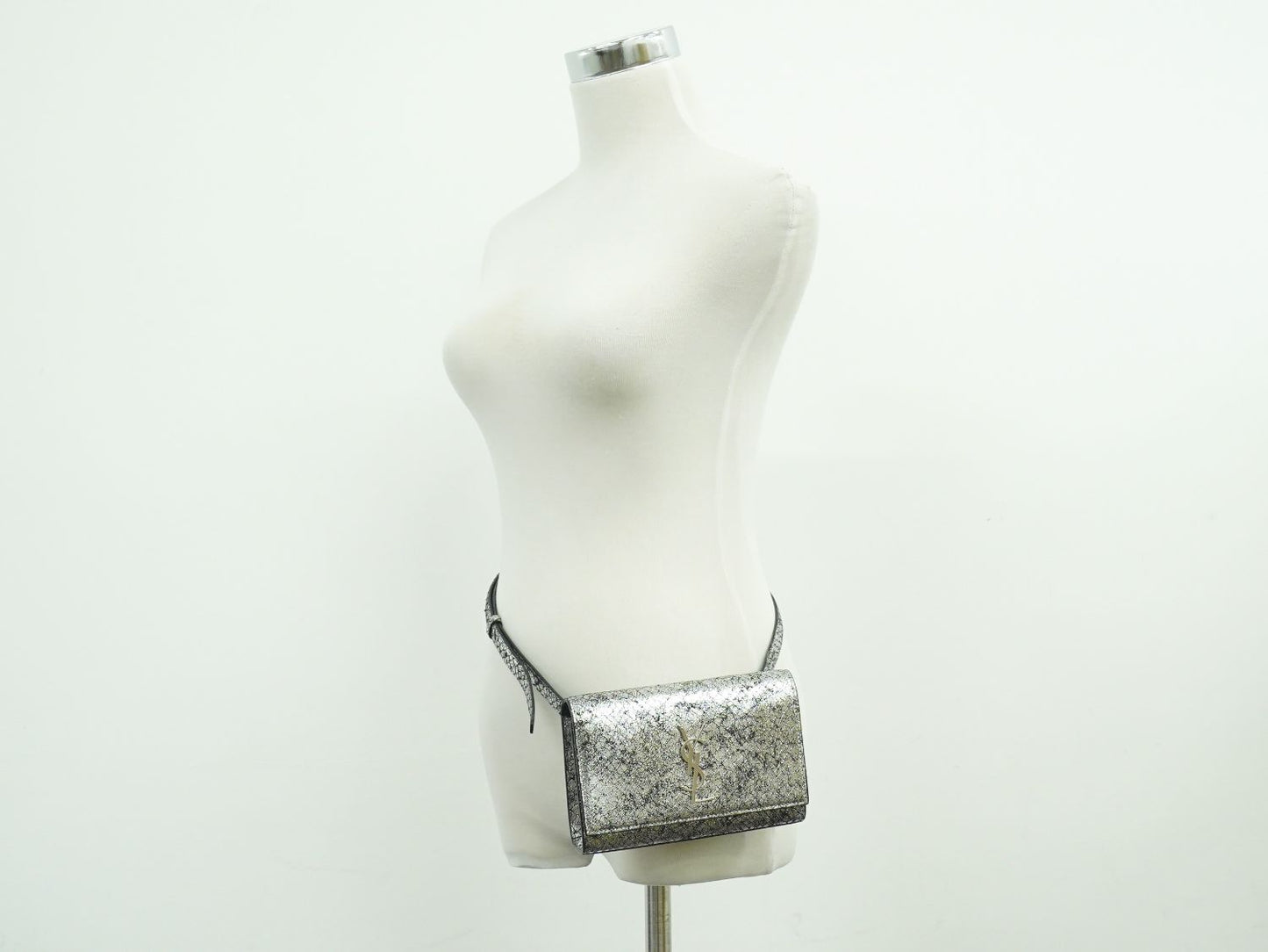 SAINT LAURENT カサンドラ ウエストポーチ シルバー