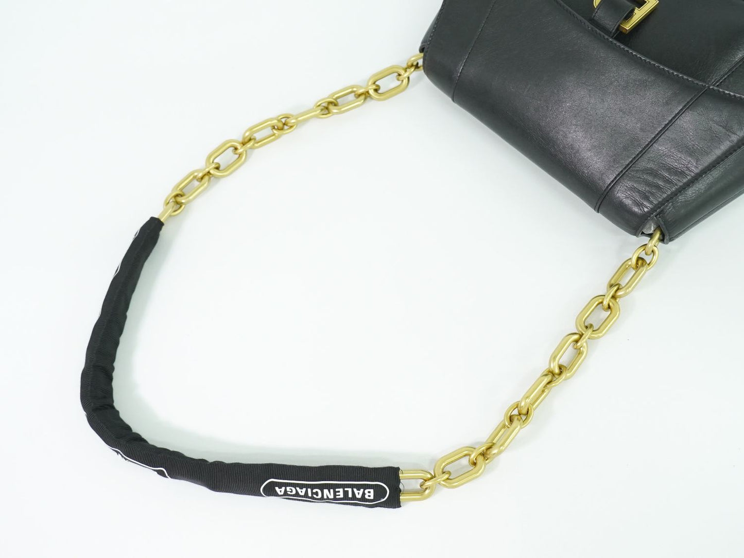 BALENCIAGA ダウンタウン ショルダーバッグ ブラック 689058