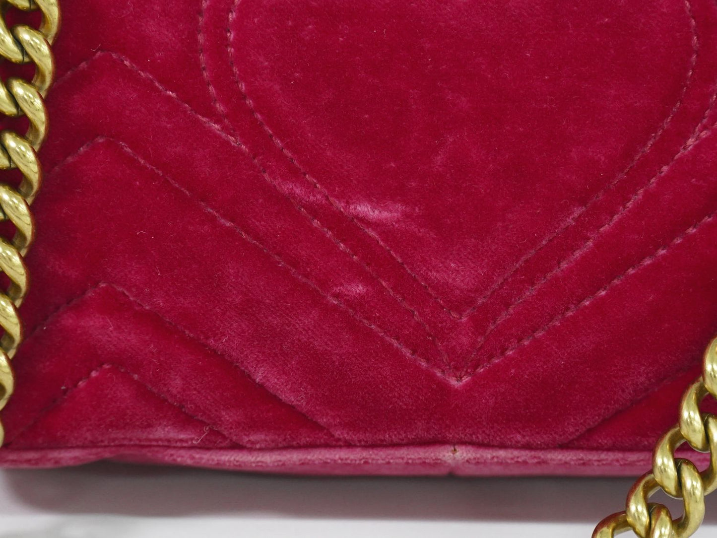 GUCCI GGマーモント ショルダーバッグ ピンク 446744