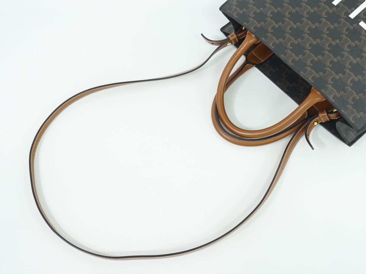 CELINE ミニバーティカルカバ トリオンフ 2WAY ショルダーバッグ ブラウン