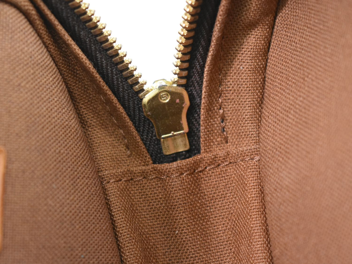 LOUIS VUITTON ポシェットガンジュ モノグラム ボディバッグ M51870