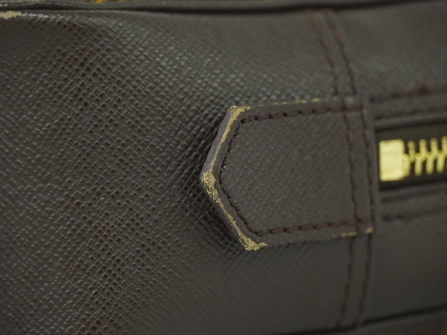 LOUIS VUITTON トゥルーストワレット ダミエ エベヌ ポーチ N47623