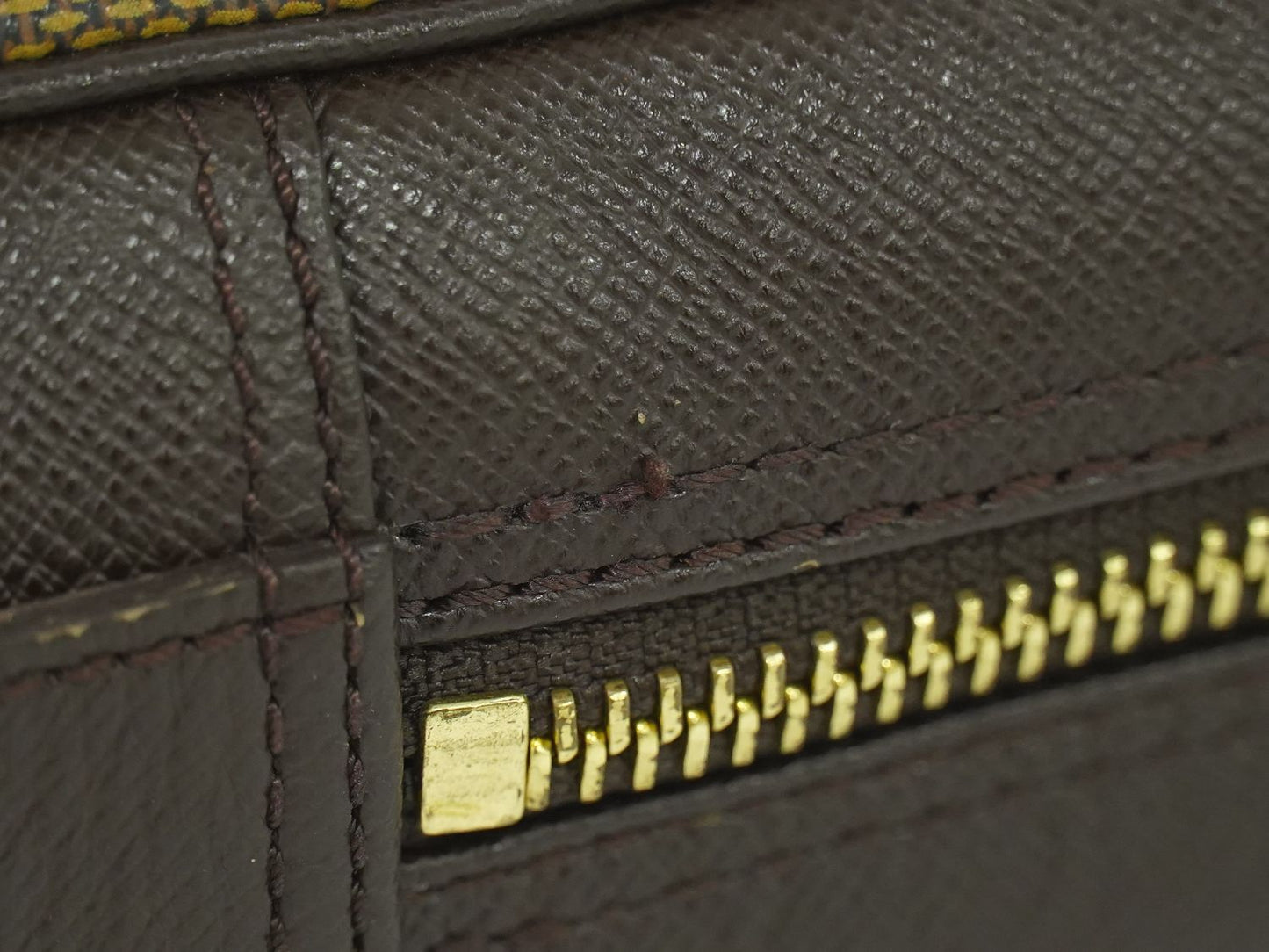 LOUIS VUITTON トゥルーストワレット ダミエ エベヌ ポーチ N47623