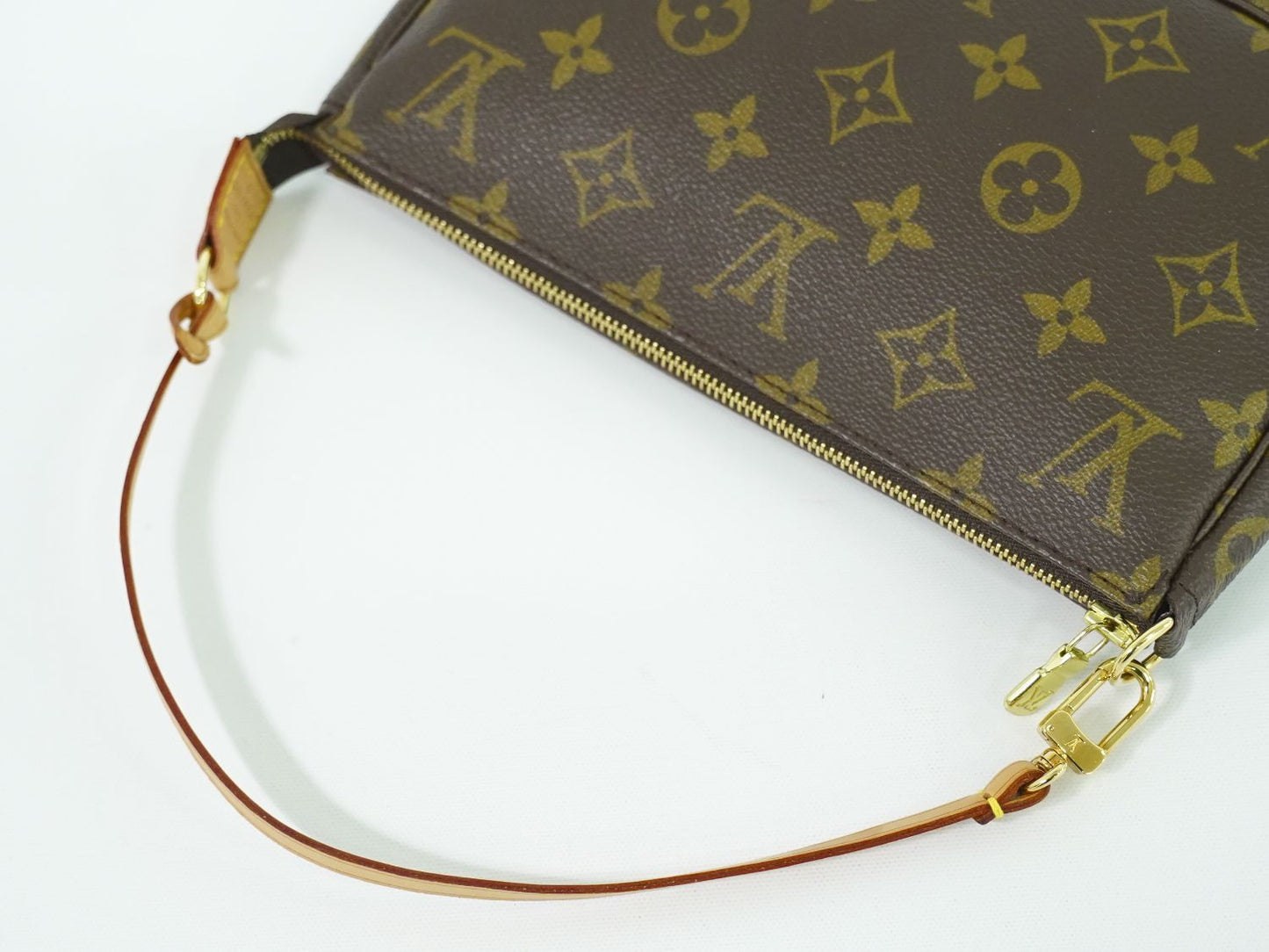 LOUIS VUITTON ポシェットアクセソワール モノグラム アクセサリーポーチ M51980